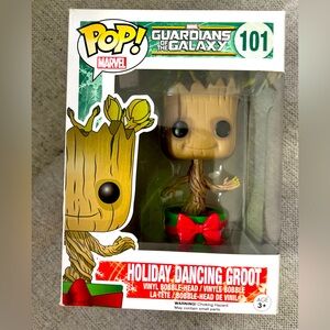 Funko POP Figure Collectible - Holiday Dancing Groot